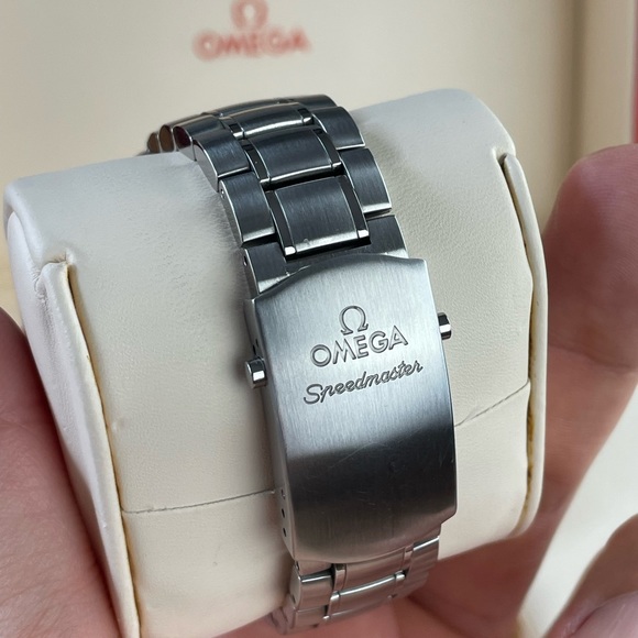 ✨Men’s Omega Speedmaster
DATE / DAY‑DATE AUTOMATIC
CHRONOGRAPH 40 MM - Picture 10 of 16